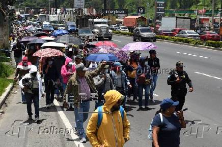 Sindicato de maestros de Guatemala bloquea varias carreteras del país