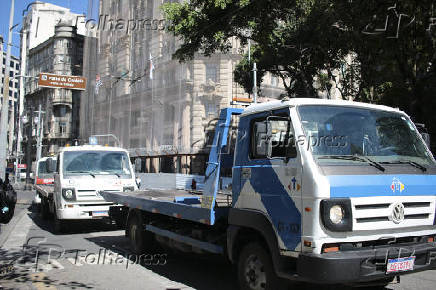 Guinchos fazem protesto no Centro de SP