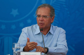 Paulo Guedes durante entrevista no Palácio do Planalto