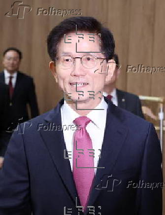 Presidential contender Lee Jun-seok of the minor opposition party