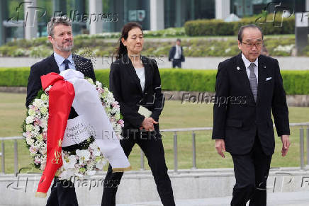 Denmark's King Frederik X pays respects to atomic bomb victims at Hiroshima Peace Memorial Park