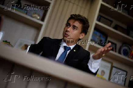O deputado federal Nikolas Ferreira em entrevista à Folha