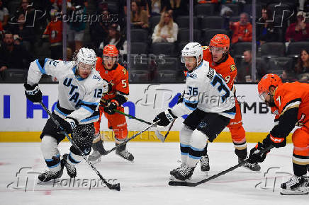 NHL: Preseason-Utah Mammoth at Anaheim Ducks