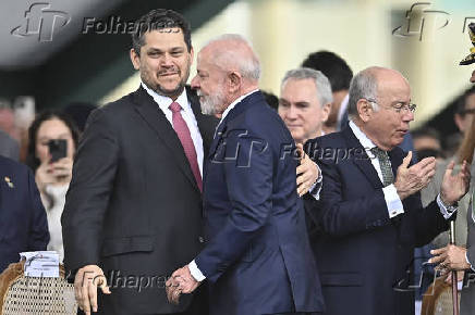 Lula na Celebração do Dia do Exército