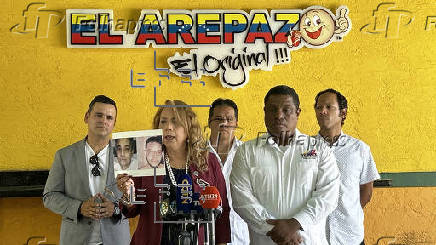 El exilio venezolano en EEUU critica la inminente deportación de un ex preso político