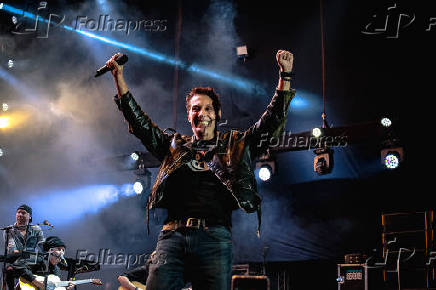 Capital inicial revive clima do acústico mtv no prime rock brasil