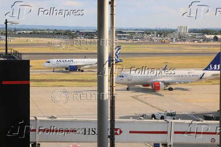 Suspension of outbound flights at Heathrow Airport