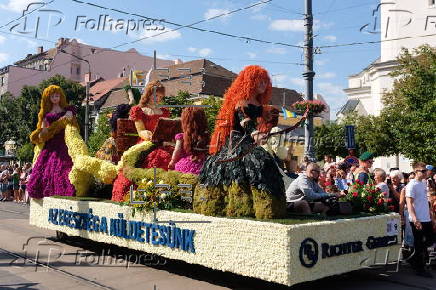 Annual floral parade in Debrecen