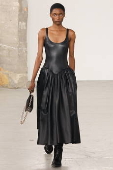 Gabriela Hearst - Runway - Paris Women's Fashion Week Fall/Winter 2025-2026