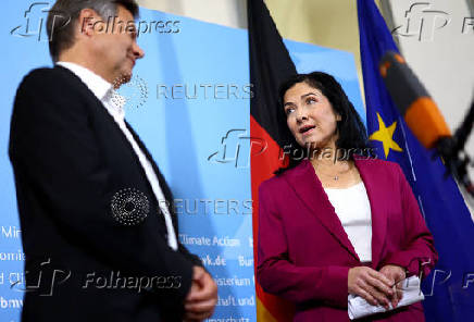 Outgoing German Economy and Climate Minister Robert Habeck hands over to successor Katherina Reiche