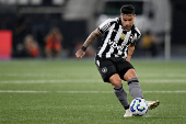 Partida entre Botafogo e Ceará válida pelo Campeonato Brasileiro 2025.
