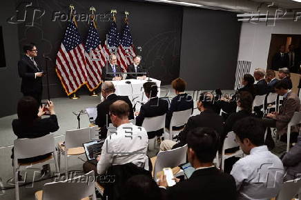 Second day of trade talks between China and the US in Stockholm