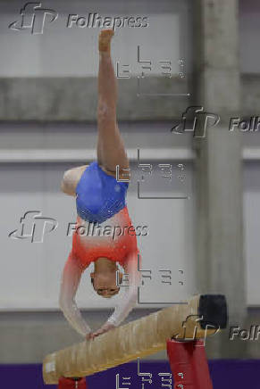Gimnasia artística equipos femenino