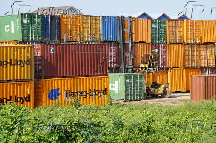 US government slaps 49 percent tariff on Cambodian goods