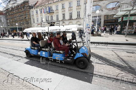 Safe urban riding of electric bicycles and scooters in Zagreb