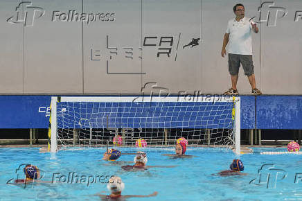 Preparación para el Mundial de Singapur de las selecciones de waterpolo de España