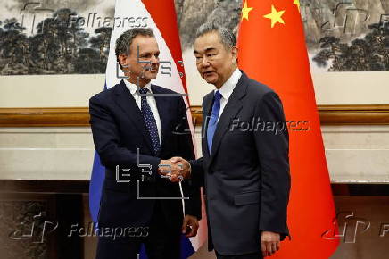Dutch Foreign Minister Caspar Veldkamp visits China