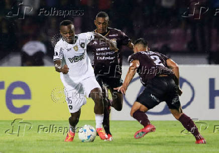 Copa Libertadores - Group Stage - Carabobo v Botafogo