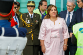 Llegada de  Dina Boluarte a investidura de Noboa