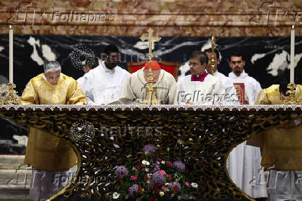 Cardinal Gambetti presides over Holy Thursday mass as Pope's attendance remains uncertain