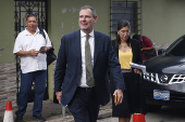 Comienza en El Salvador el juicio contra militares por crimen de periodistas holandeses