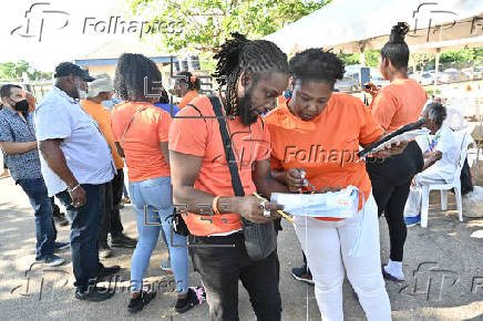 Jamaica vota para elegir un nuevo Gobierno, con Holness aspirando a un tercer mandato