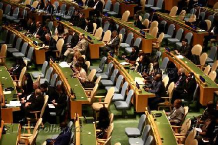 conferência internacional de alto nível para a solução pacífica da questão da Palestina e a implementação da solução de dois Estados.