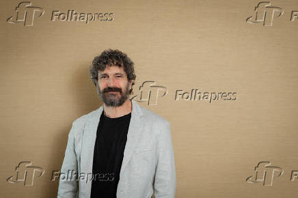 O ator Caco Ciocler
