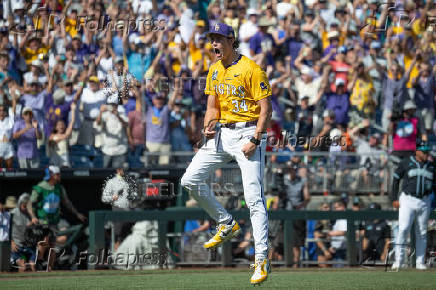 NCAA Baseball: College World Series-Coastal Carolina v LSU
