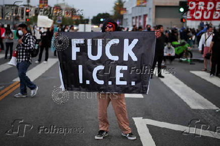 Protesters gather around the Los Angeles Federal Building after multiple detentions by ICE, in Los Angeles