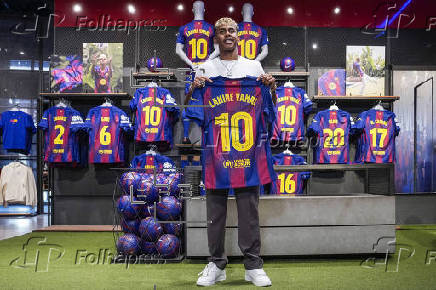 Lamine Yamal hereda el '10' de Messi, Maradona, Ronaldinho y Romario