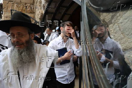 Faithful attend Priestly Blessing prayer during Passover in Jerusalem