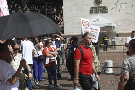Protesto dos servidores municipais em frente a Prefeitura de São Paulo