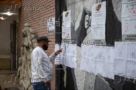 Maduro llama a los venezolanos a votar en un 