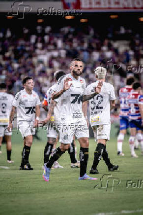 Partida entre Fortaleza e Santos pelo Campeonato Brasileiro