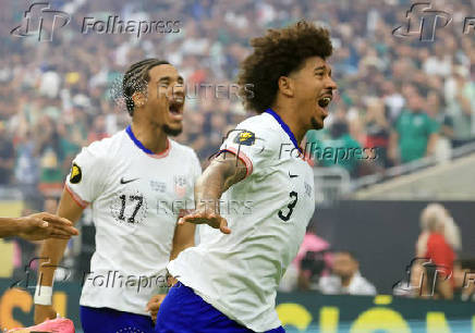 Soccer: Concacaf Gold Cup-Final-Mexico at USA