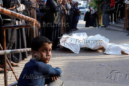 Palestinians mourn loved ones killed in Israeli strikes
