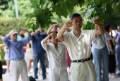 Spain faces unusually high temperatures during the spring