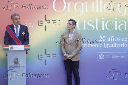 Acto 'Orgullo y Justicia' para conmemorar el Día Nacional del Orgullo LGTBI y el 20 aniversario del matrimonio igualitario