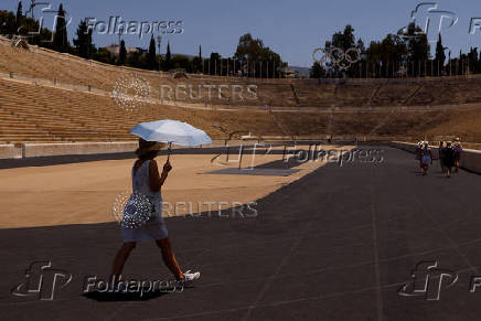 Heatwave hits Athens