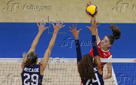 FIVB Volleyball Women's Nations League - USA vs Poland