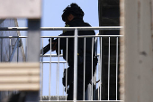 Cop shot near Santa Monica Place mall, California