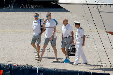 El rey se embarca en el Aifos antes de comenzar una semana de actos en Palma