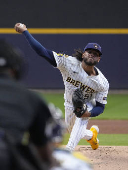 MLB: Chicago Cubs at Milwaukee Brewers