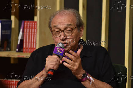 Ruy castro e isabel lustosa conversam sobre o livro 