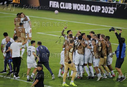 FIFA Club World Cup - Group B - Paris St Germain v Botafogo