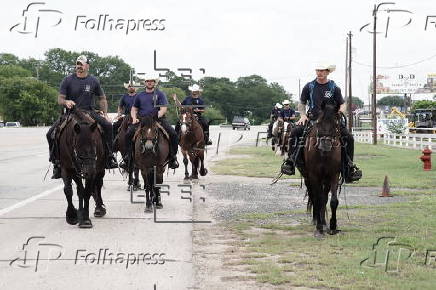 Search continues for Texas flood victims