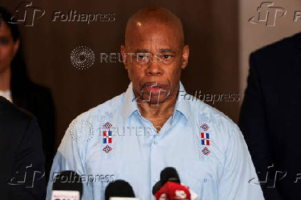 NY Mayor Adams visits Santo Domingo