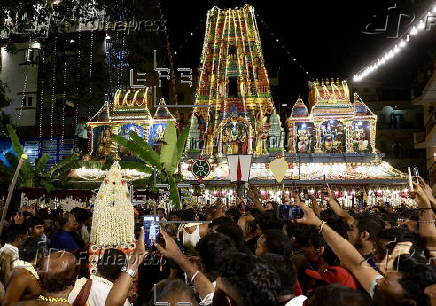 Hindu Karaga festival in Bangalore