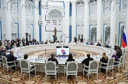 Russian president holds meeting of Russia-Land of Opportunity supervisory board